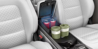 front-armrest-with-cooled-storage-new-safari