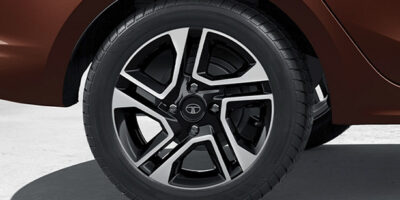 dual-tone-alloy-wheels-1 (1)
